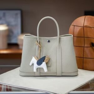 Top-grain cowhide handbag