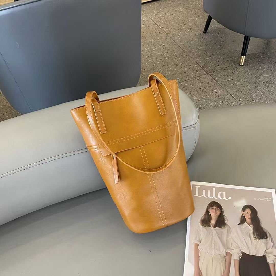 cowhide bucket bag - Image 4