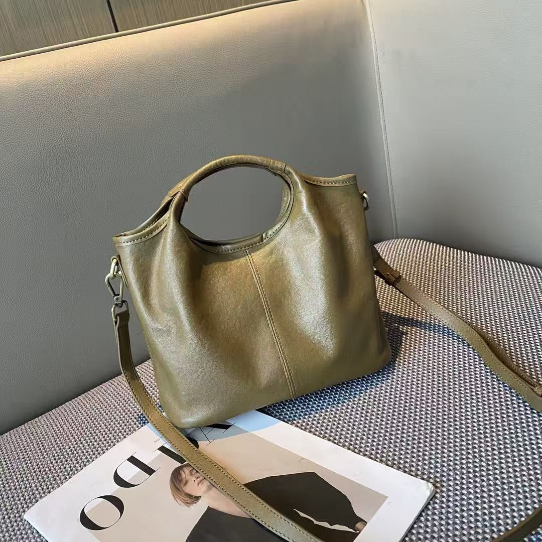 Bucket Retro Crossbody Bag - Image 2