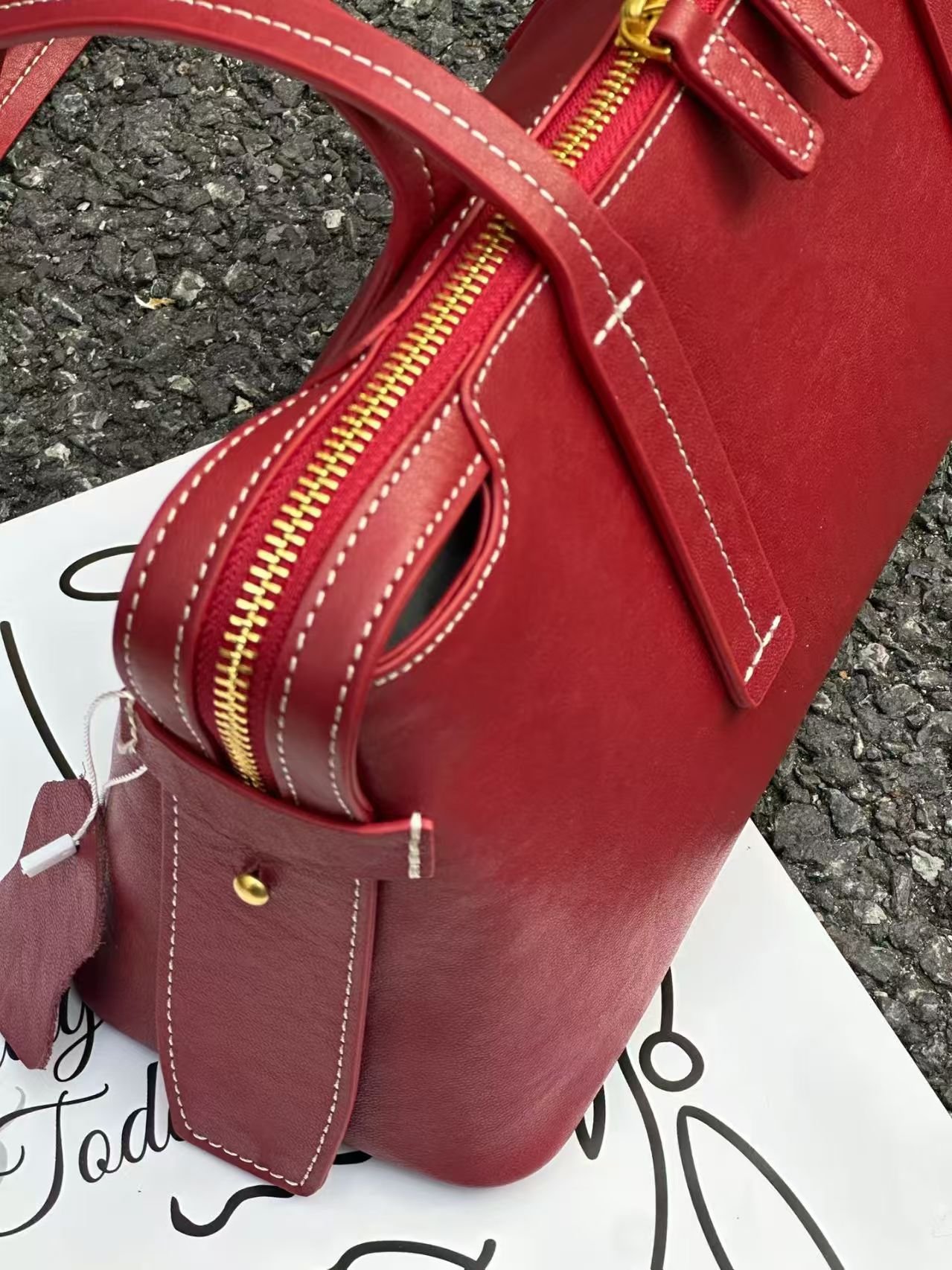 Retro commuter leather bag - Image 4