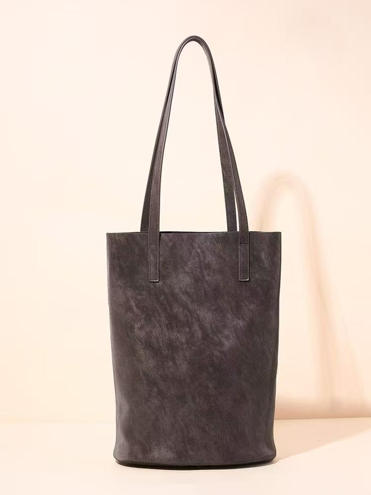 Bucket bag - Image 2
