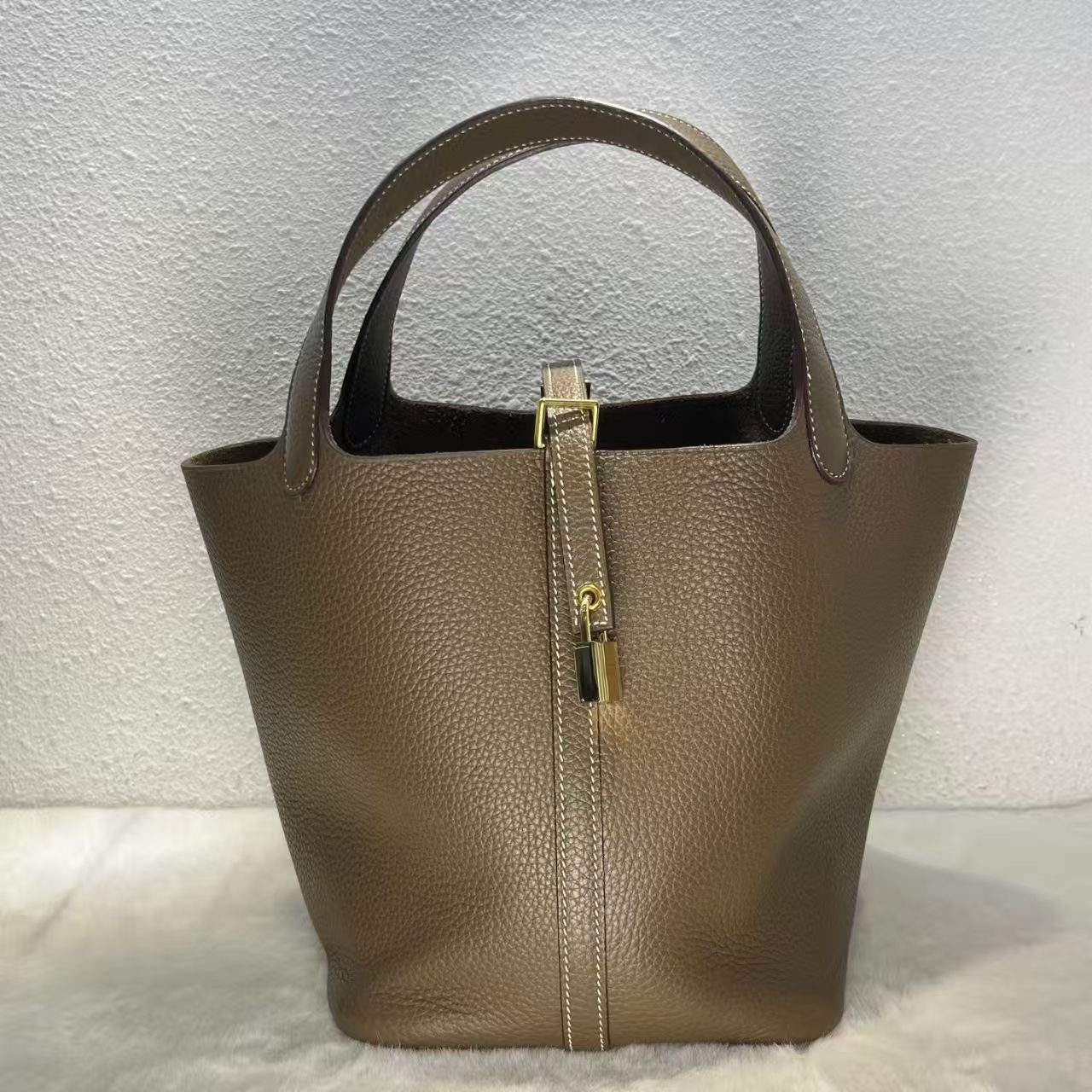 First-layer lychee multi-functional shoulder bag - Image 3