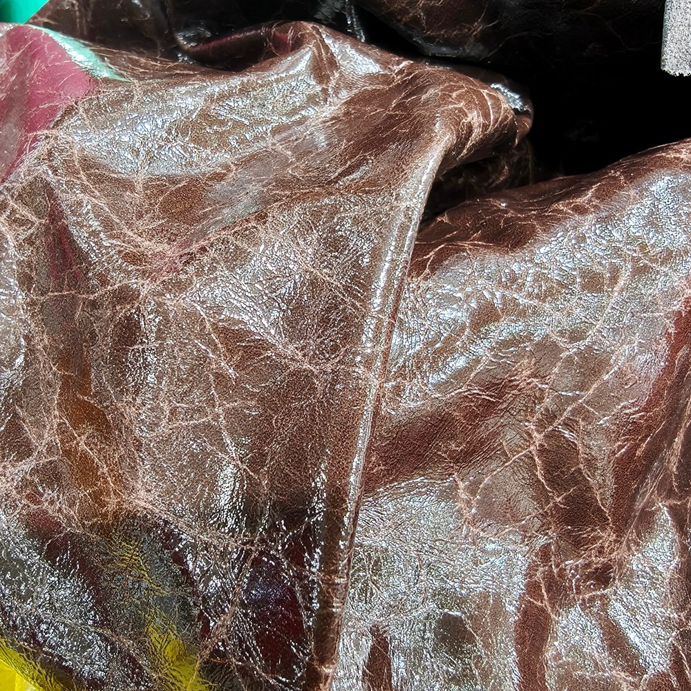 Soft and oily skin type leather factory - Image 24