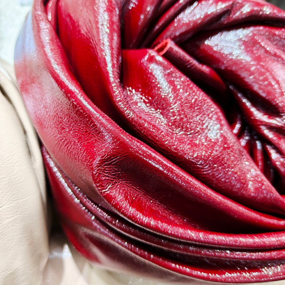 Factory direct leather Glossy wrinkled cowhide for shoes - Image 6