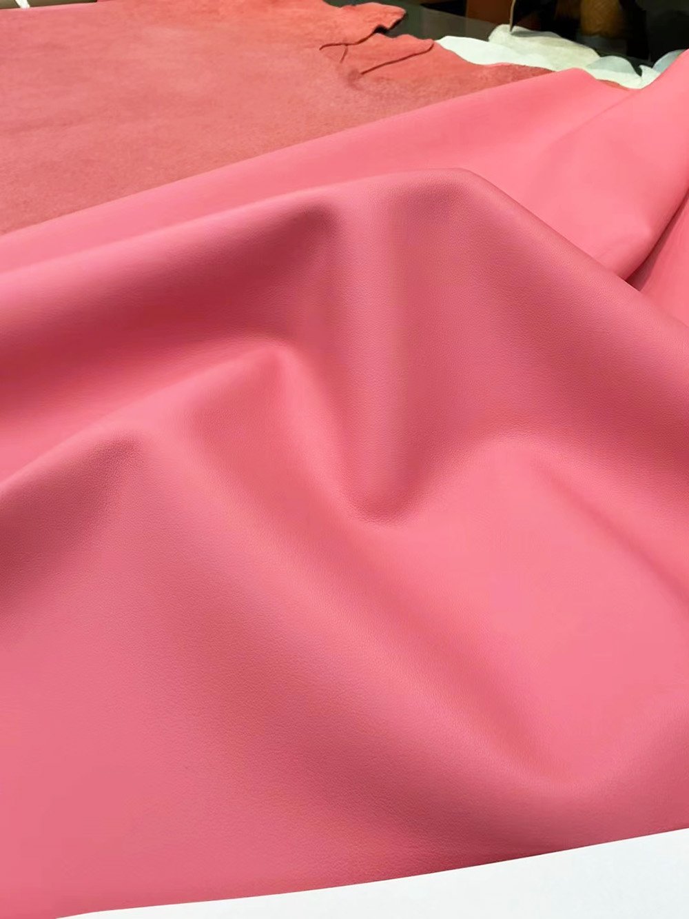 Plain cowhide genuine leather hides wholesale bulk - Image 10