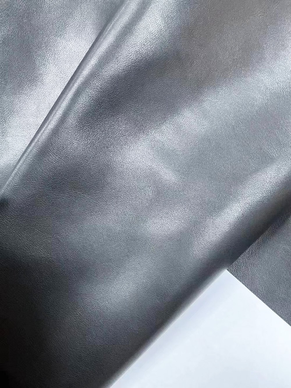 Plain cowhide genuine leather hides wholesale bulk - Image 7